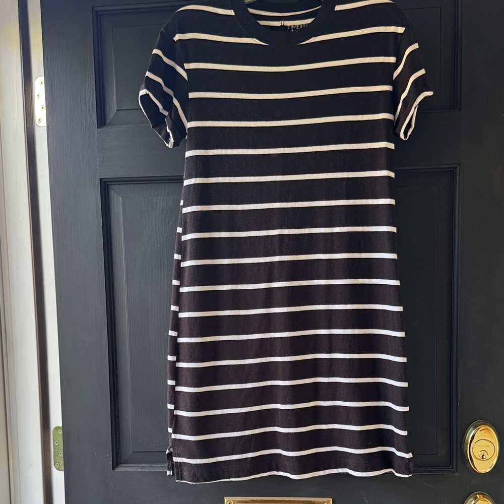 Time and Tru Black and White Striped T-Shirt Dress SZ XS